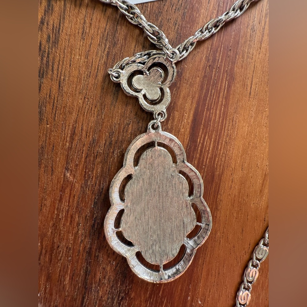 VTG Silver Tone Triple Strand Pendant Necklace - Picture 3 of 4